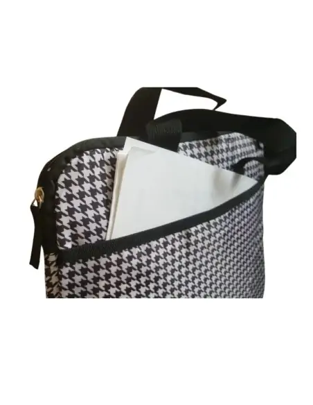 A Tres Click | Funda Para Portatil 14" Con Bolsillo Externo $ 16.640 $ 13.983 Generic Accesorios 