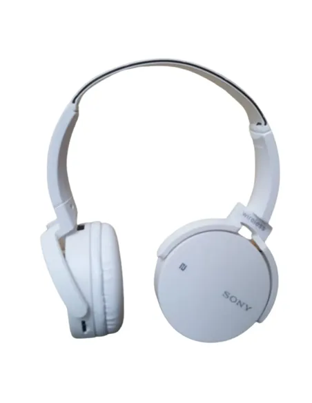 A Tres Click | Diadema Bluetooth Extra Bass MDR-XB650BT Blanca $&nbsp;71.900 $&nbsp;44.711 Generic Audífonos 