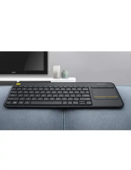 A Tres Click | Teclado inalambrico para TV Logitech K400 PLUS con Touchpad Español $ 199.900 $ 125.987 Logitech Teclados y Mouse 