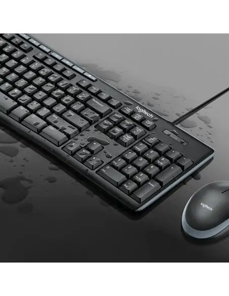 A Tres Click | Combo de teclado y mouse Alambrico Logitech MK200 $ 99.900 $ 67.160 Logitech Teclados y Mouse 