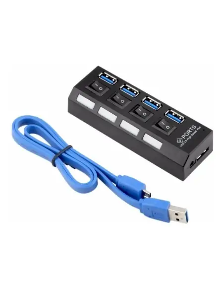 A Tres Click | Hub USB 3.0 Con Interruptor Independiente $ 51.600 $ 21.681 Generic Convertidores de Interfaces 