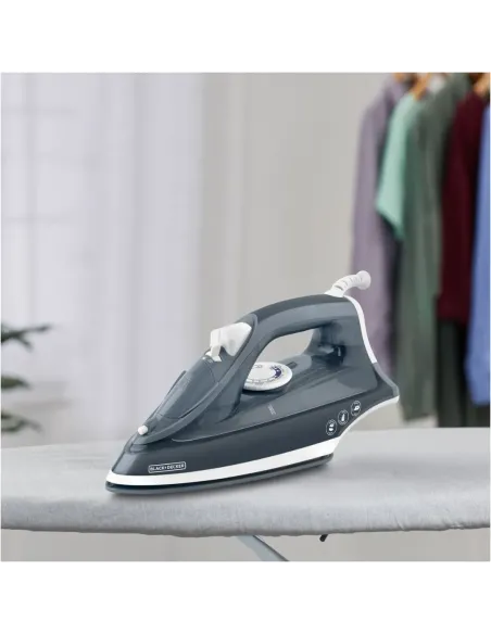 A Tres Click | Plancha de Ropa BLACK & DECKER Vapor IRBD300 Trueglide Azul $ 85.900 $ 54.538 BLACK+DECKER Electrodomésticos 