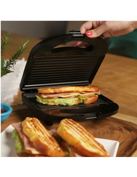 A Tres Click | Sanduchera KALLEY K-SMP200N Antiadherente tipo Panini color Negro $ 119.900 $ 57.059 Kalley Cocina 7701023114363