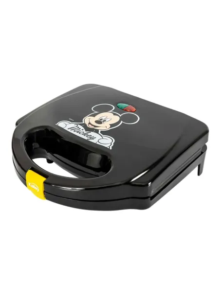 A Tres Click | Sanduchera KALLEY Mickey Mouse de Disney K-DSM101N Color Negro $ 89.900 $ 75.546 Kalley Cocina 7705946992466